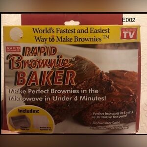 ‼️Brownie Microwave pan to cook brownies in 4 minutes.  “As Seen on Tv” , NWT